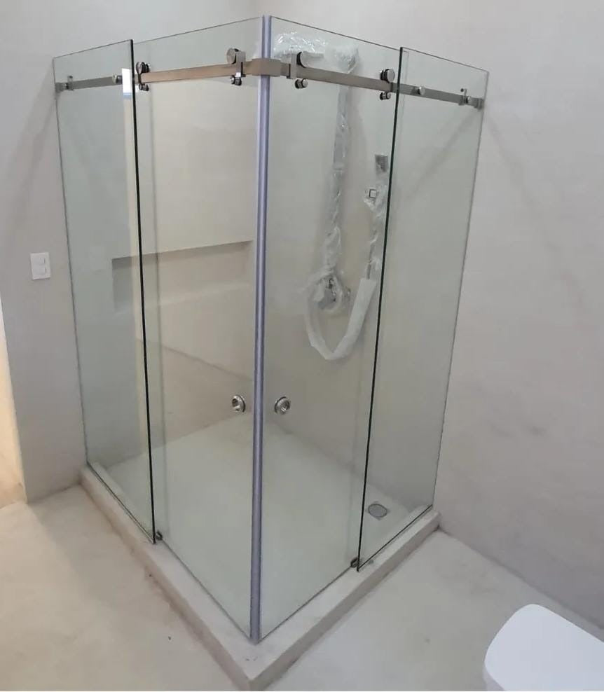 Puerta para ducha Sistema Corredizo Modelo Lusso con Vidrio Temperado Claro esp 8 mm - Modulación 90 Grados - Apertura de ambas Puertas - Accesorios Brillantes o Satinados